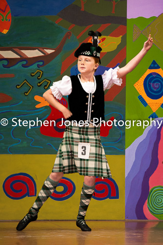U48-029 Highland Xmas Dance