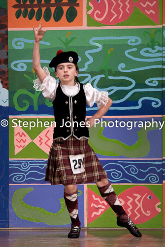 U48-039 Highland Xmas Dance