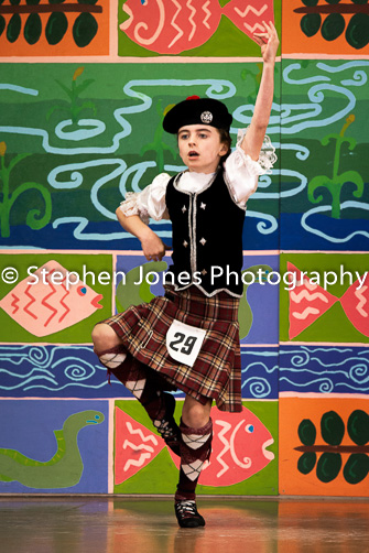 U48-044 Highland Xmas Dance