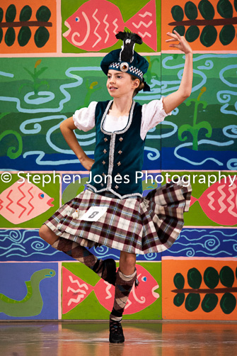 U48-049 Highland Xmas Dance
