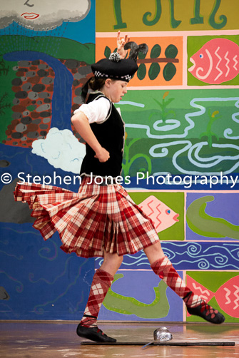 U48-066 Highland Xmas Dance