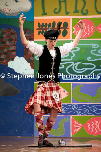 U48-076 Highland Xmas Dance