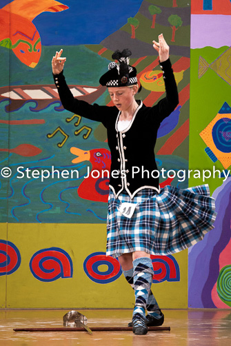 U48-077 Highland Xmas Dance