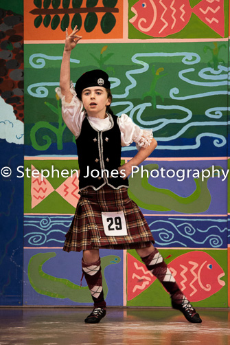 U48-078 Highland Xmas Dance