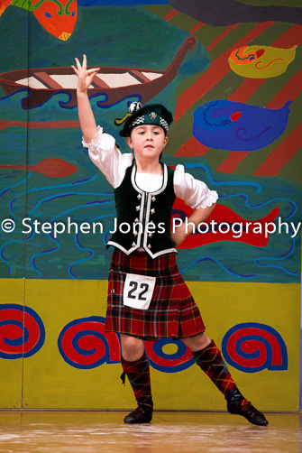 U48-081 Highland Xmas Dance