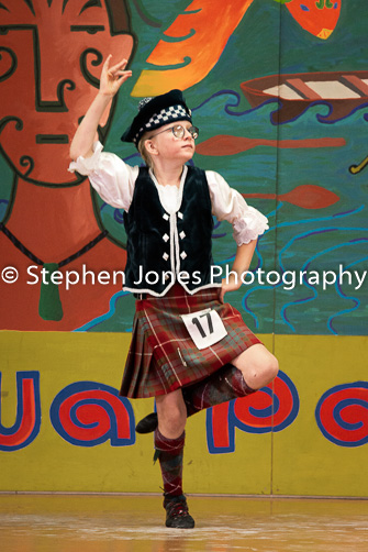 U48-101 Highland Xmas Dance