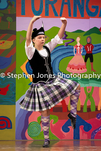 U48-103 Highland Xmas Dance