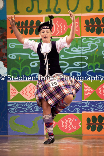 U48-106 Highland Xmas Dance