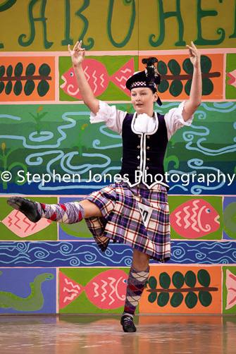 U48-107 Highland Xmas Dance
