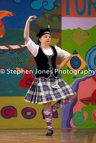U48-108 Highland Xmas Dance