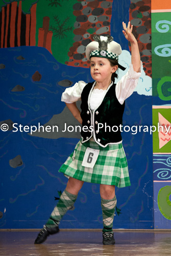 U48-113 Highland Xmas Dance