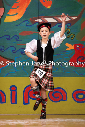 U48-130 Highland Xmas Dance