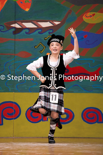 U48-137 Highland Xmas Dance