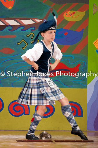 U48-141 Highland Xmas Dance