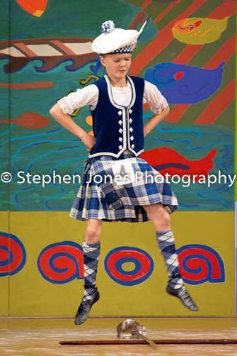 U48-148 Highland Xmas Dance