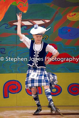 U48-154 Highland Xmas Dance