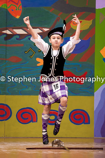 U48-161 Highland Xmas Dance