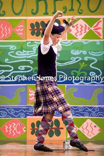 U48-171 Highland Xmas Dance