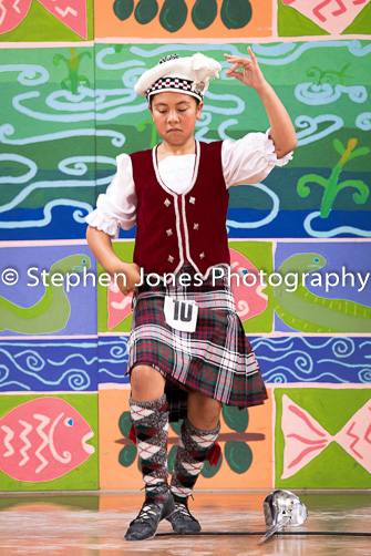 U48-181 Highland Xmas Dance
