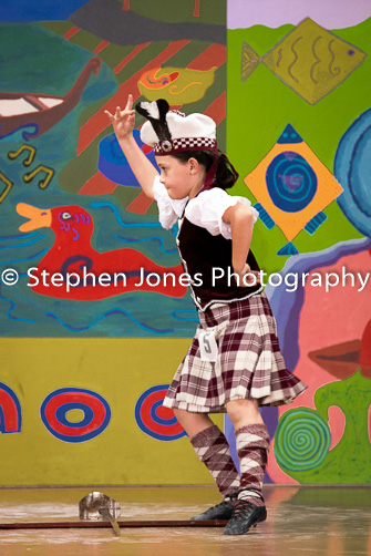 U48-182 Highland Xmas Dance