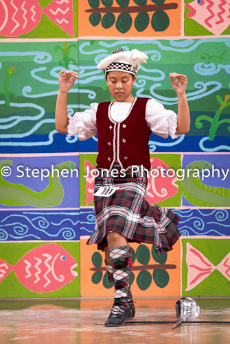 U48-183 Highland Xmas Dance