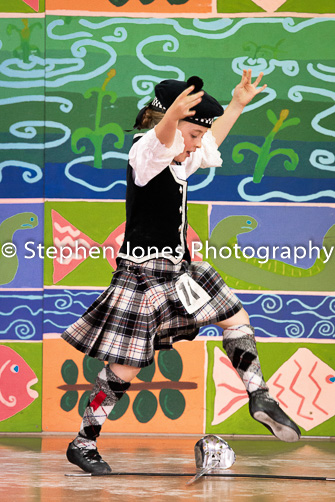 U48-205 Highland Xmas Dance