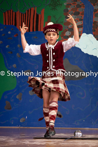 U48-209 Highland Xmas Dance