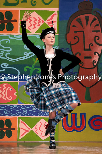 U48-215 Highland Xmas Dance