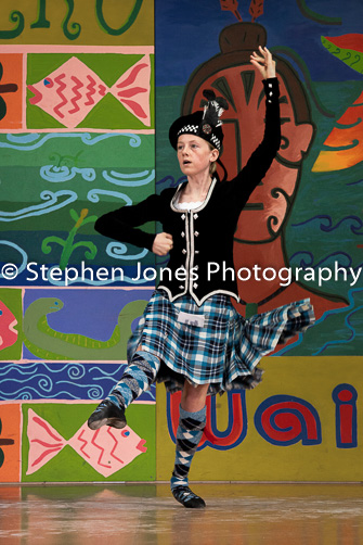 U48-225 Highland Xmas Dance