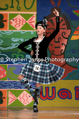 U48-226 Highland Xmas Dance