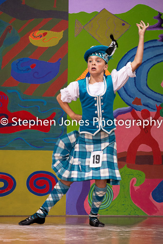 U48-227 Highland Xmas Dance
