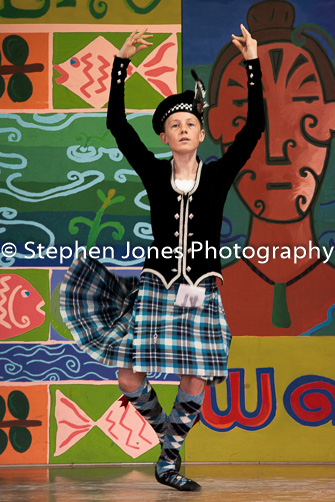 U48-228 Highland Xmas Dance