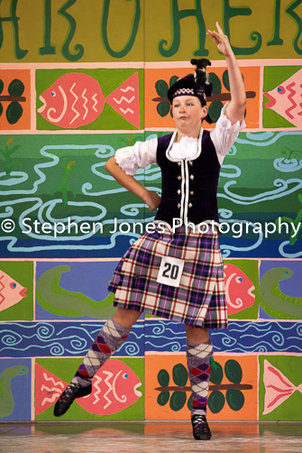 U48-231 Highland Xmas Dance