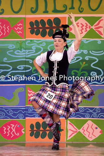 U48-237 Highland Xmas Dance