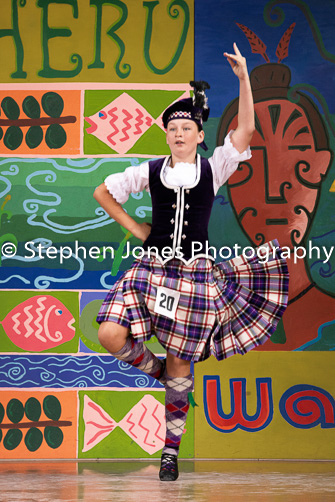 U48-241 Highland Xmas Dance