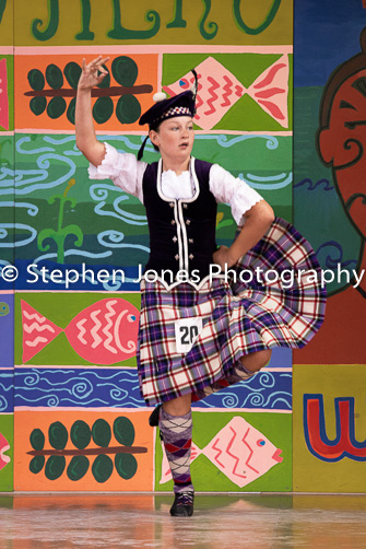 U48-244 Highland Xmas Dance