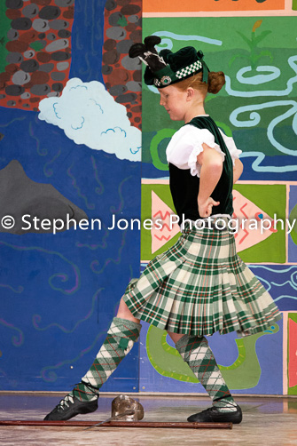 U48-257 Highland Xmas Dance