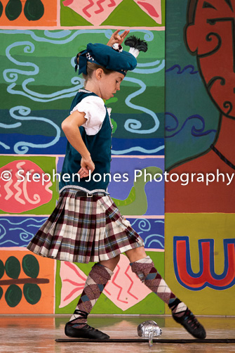 U48-258 Highland Xmas Dance