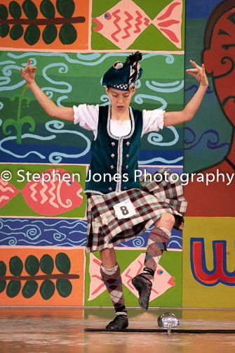 U48-261 Highland Xmas Dance