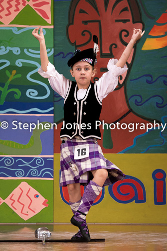 U48-267 Highland Xmas Dance