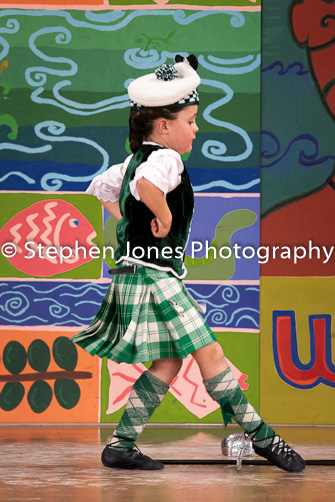 U48-294 Highland Xmas Dance