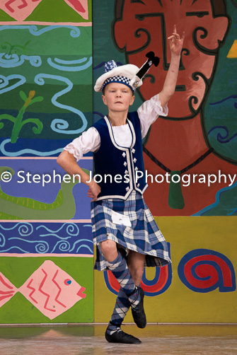 U48-305 Highland Xmas Dance