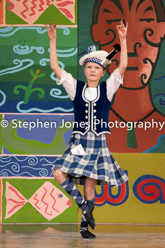 U48-308 Highland Xmas Dance