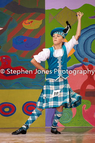 U48-309 Highland Xmas Dance