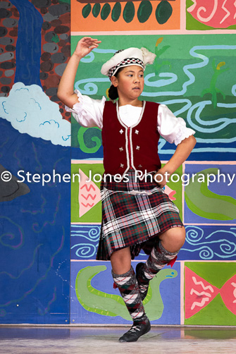 U48-313 Highland Xmas Dance