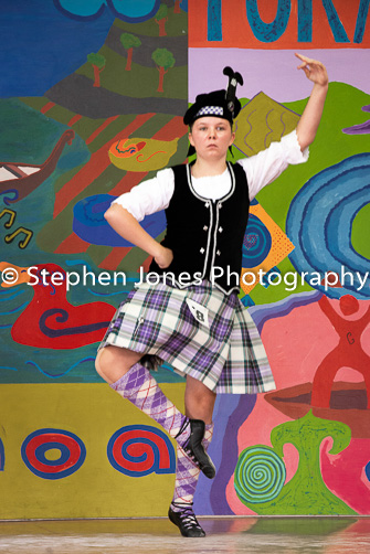 U48-319 Highland Xmas Dance