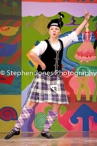 U48-323 Highland Xmas Dance