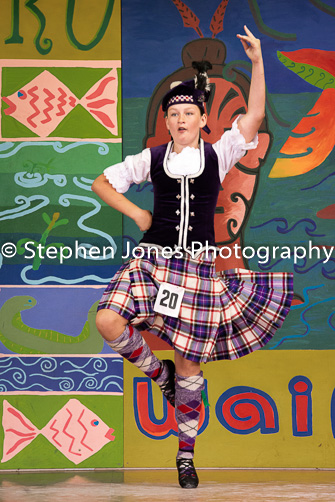 U48-324 Highland Xmas Dance