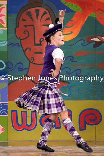 U48-338 Highland Xmas Dance
