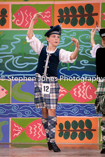 U48-343 Highland Xmas Dance